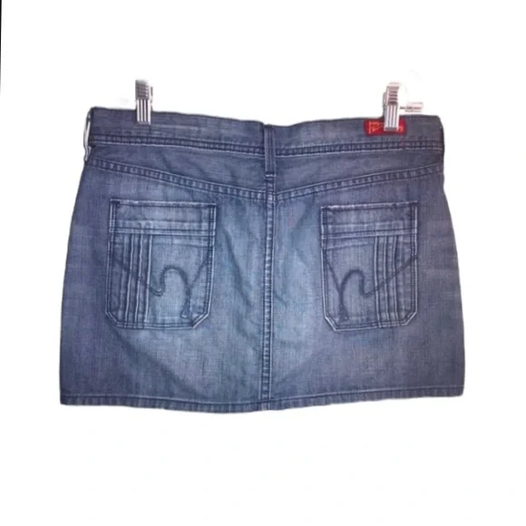 COH Women’s medium blue denim mini skirt with pockets in size 28 or 6 in EUC - Picture 2 of 11